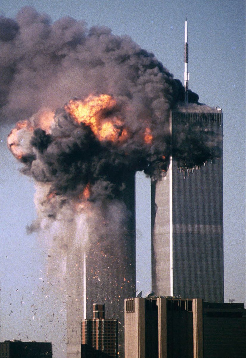 DrunkRepub's tweet photo. If radical Islamists did this with a plane, imagine what they’d do with a nuclear bomb. https://t.co/AEfnG113Ui