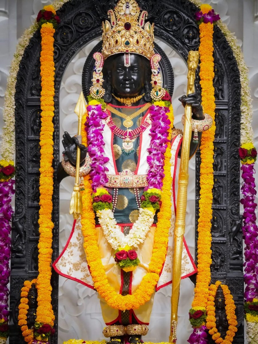 ShriAyodhya_'s tweet photo. सियापति रामचंद्र जी की जय..!! https://t.co/SXLbRAaKva