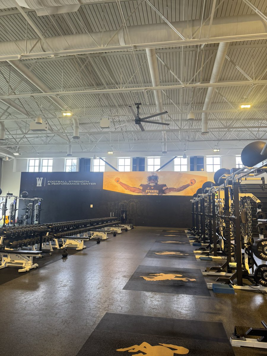 CodyP2710's tweet photo. Thank you @wyo_football for the Gameday visit! @WyoFBRecruiting @BenjaminJLane @ChrisHelbig3 @BroomfieldFtbl @CaptainKirk02 @CoachJHoops74 @CShafferCoach @DaveDiOrio @CoPreps @thebrand_7v7 @WykstraConnor @JamoBrown_ @CoachBHen @wyo_football https://t.co/YMJWrNYs5v