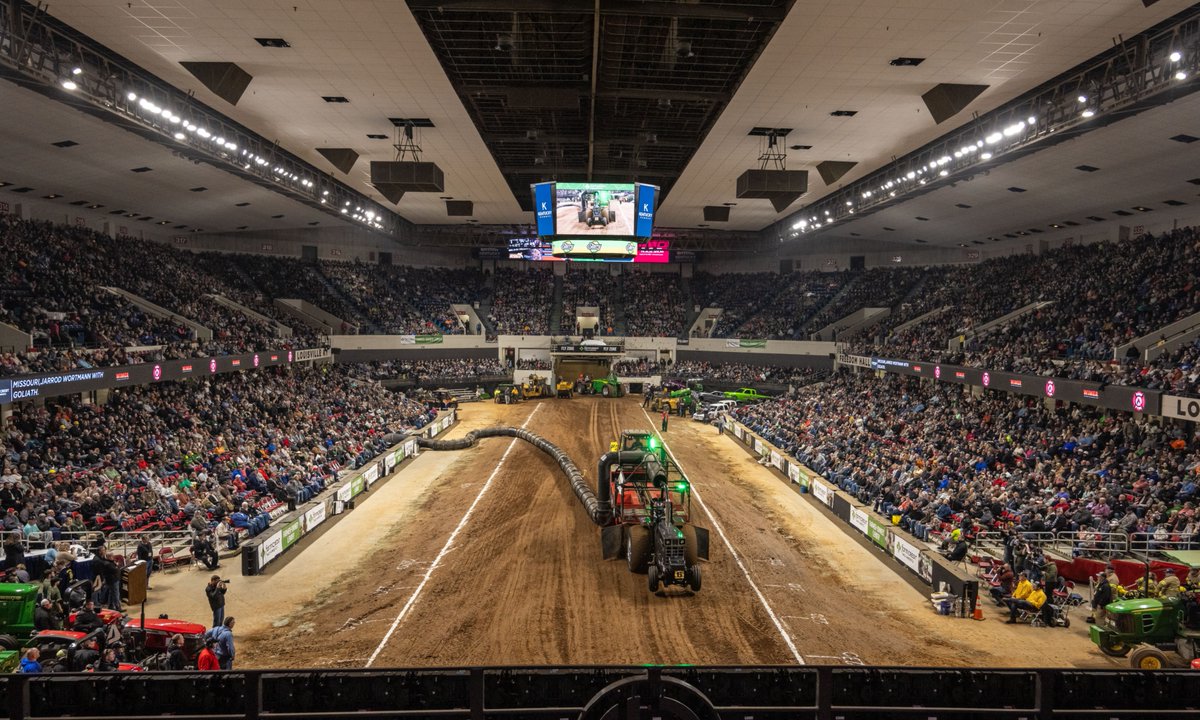 KyVenues's tweet photo. 62,000 entries. Six events. All produced right here by Kentucky Venues.

🚜 National Farm Machinery Show
💨 Championship Tractor Pull
🐻 Kentucky State Fair
🐴 World Championship Horse Show
🐽 NAILE
🐂 North American Championship Rodeo

Which one have you entered in? https://t.co/BC4gPSgG5Q
