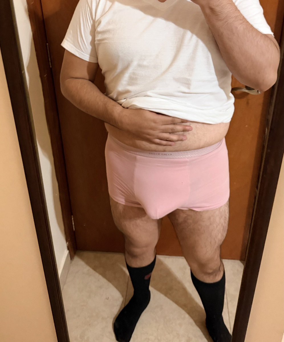 boyslp03's tweet photo. #gayslp #slpgay #qrogay #gayqro https://t.co/gyFyWHmkvq