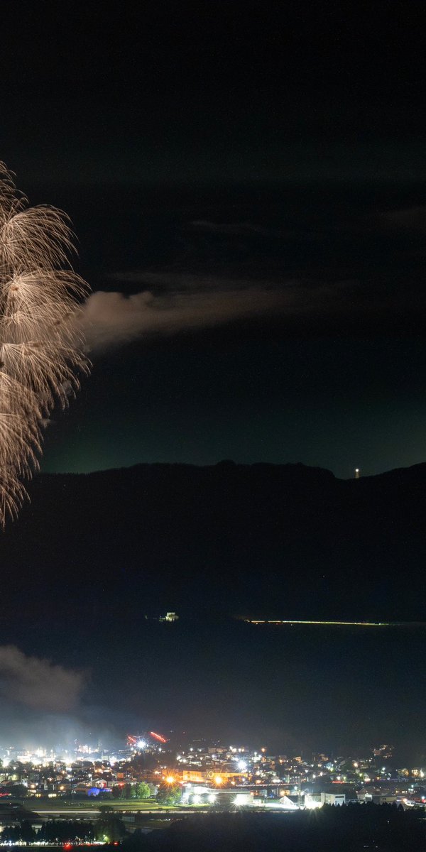 Artephoto_'s tweet photo. 小さな町に世界一の大輪が咲きました

片貝花火　4尺玉
2026.9.12 https://t.co/9rFEftrrCc