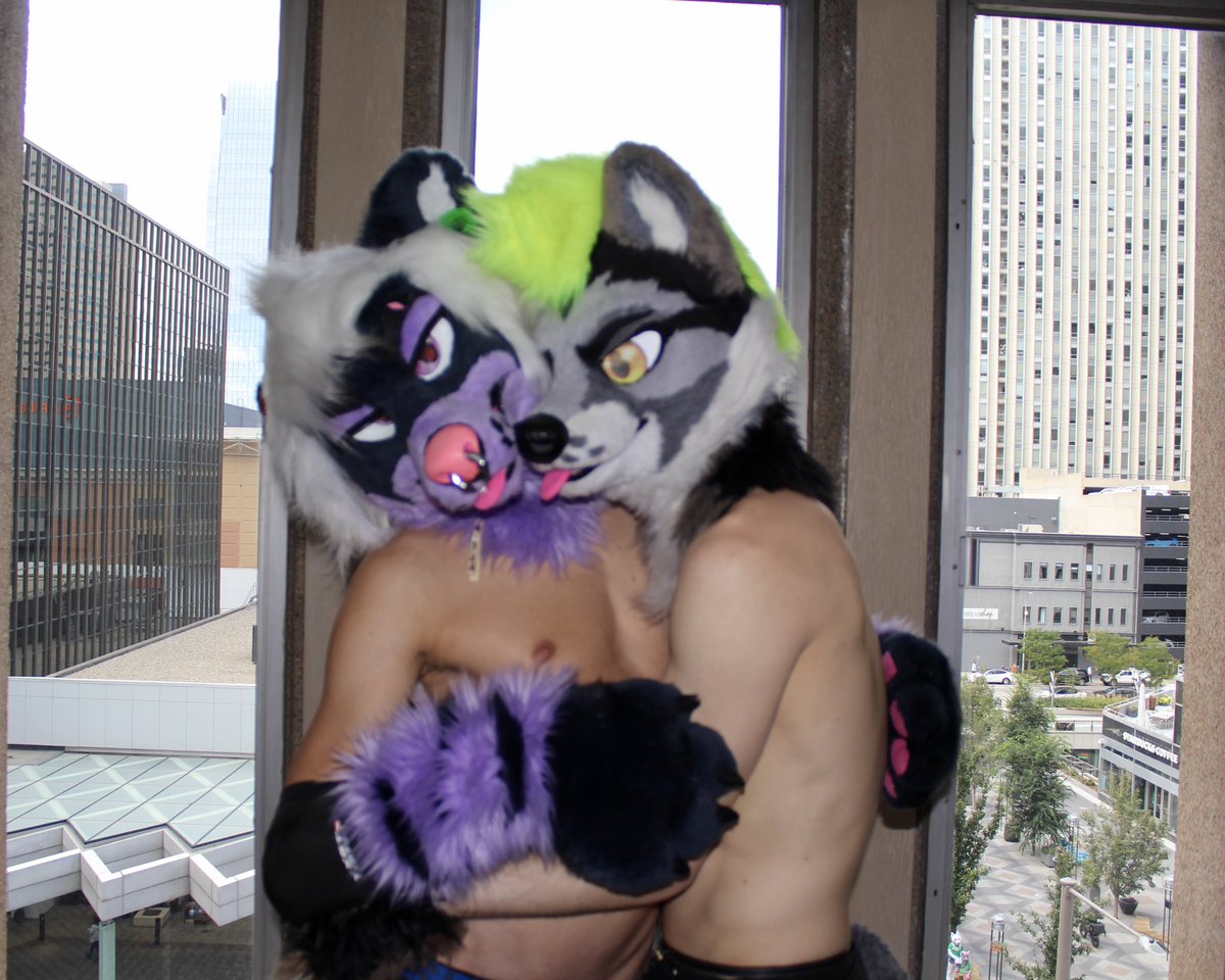 SaveliyFox's tweet photo. Foxtrapped💞 https://t.co/teAzsqa9gP