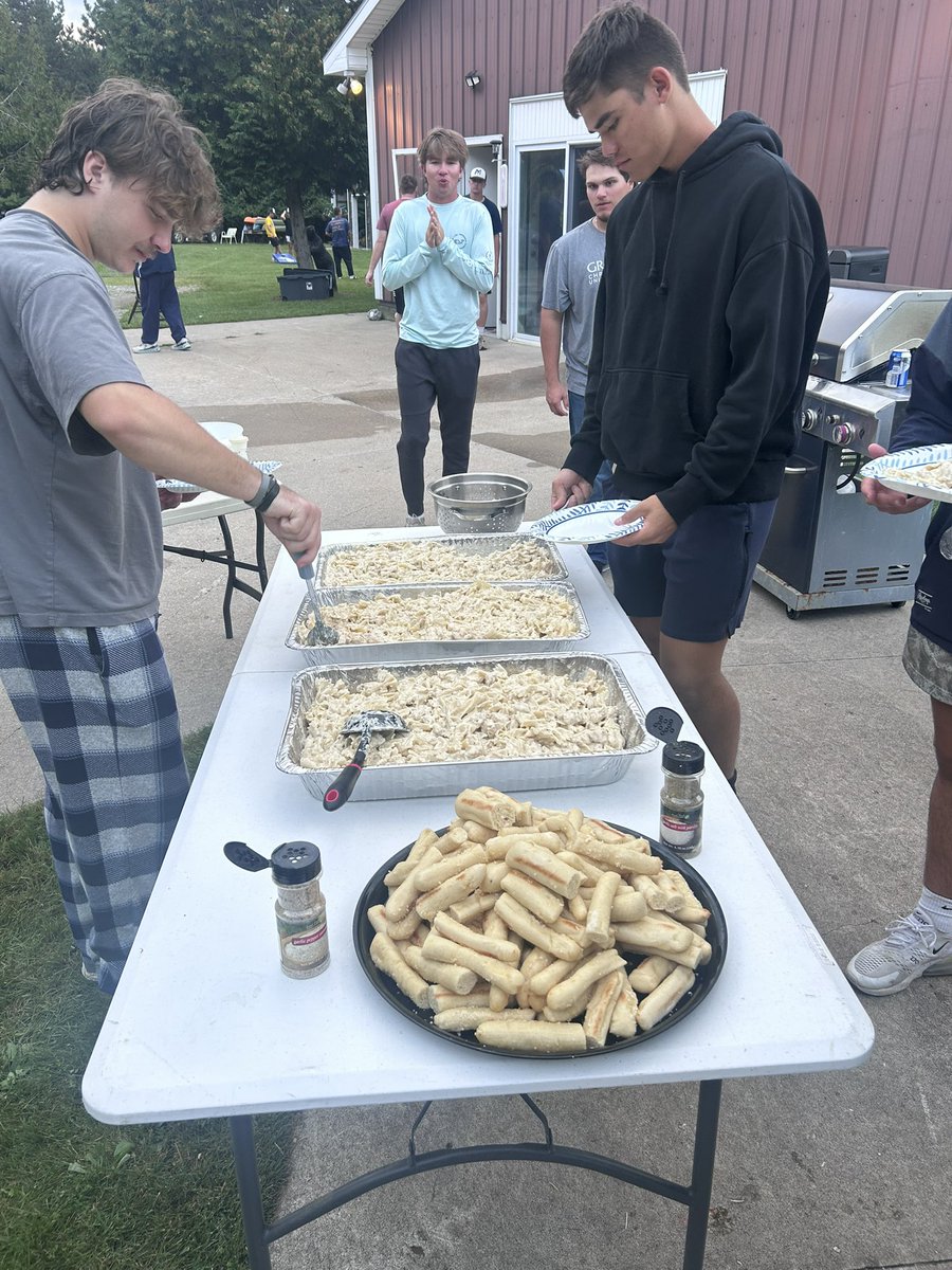 Mid_Baseball's tweet photo. The JOES digging in on night two of the annual camping trip. #9GuysNamedJoe https://t.co/nAD9Z1pbPG