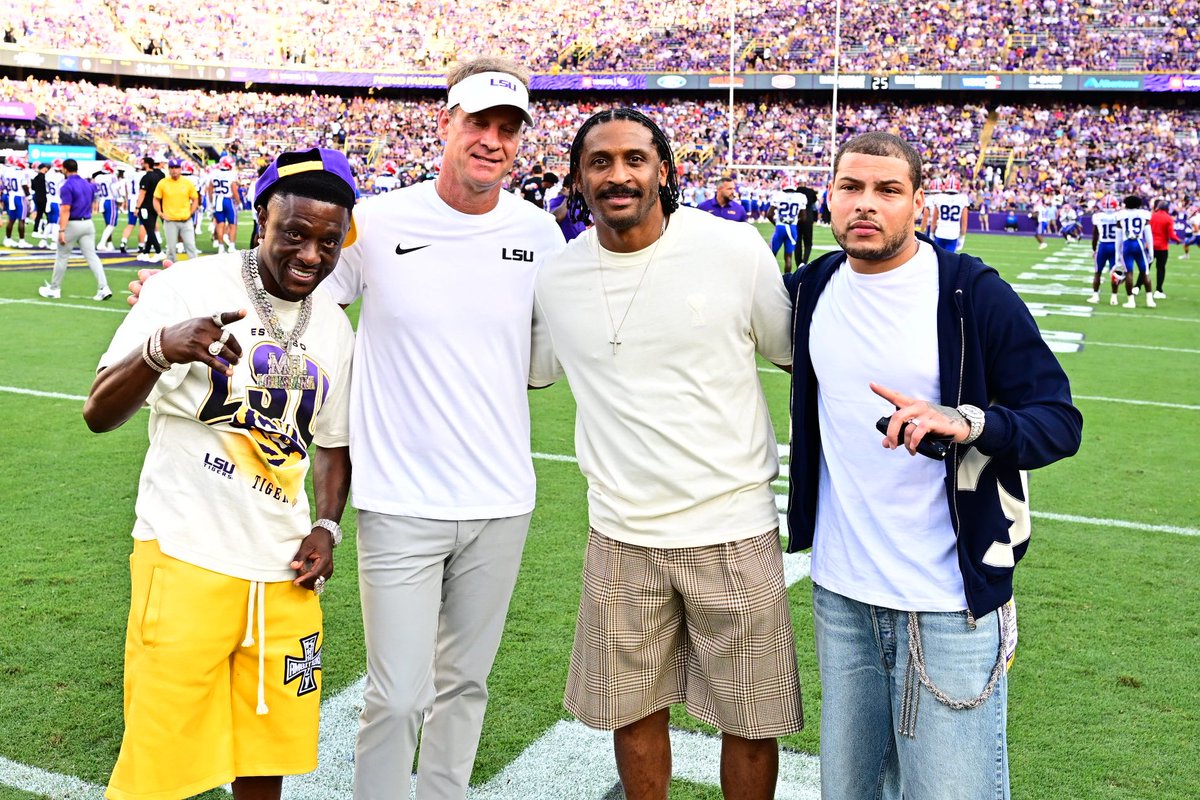 LSUfootball's tweet photo. It's #JustDifferent Here https://t.co/dCFgC2l4cc