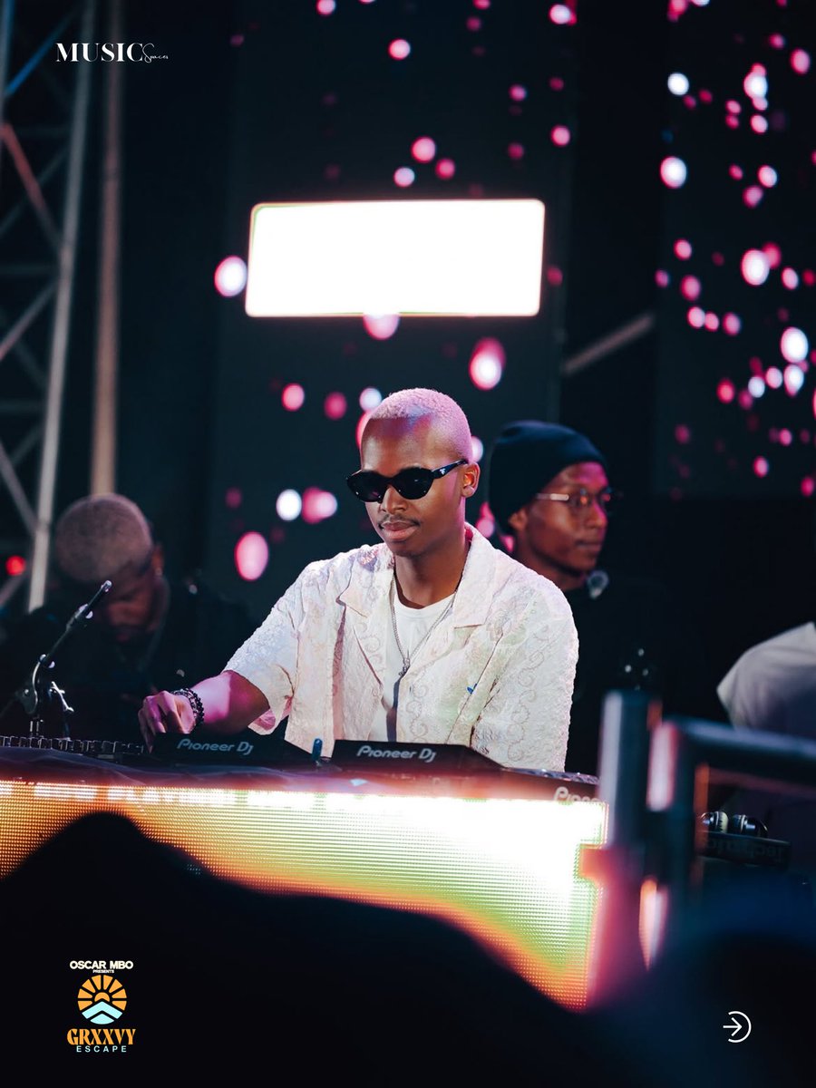 MusicSpaces_'s tweet photo. MOMENTS AT OSCAR MBO’S GRXXVY ESCAPE 🔥🪩

The energy was LOUD, the vibes were unmatched, and the dance floor understood the assignment!

From the first beat to the last groove — GRXXVY was a whole experience. 

#MusicSpaces #OscarMbo #GRXXVY https://t.co/a0w8KSPRUB