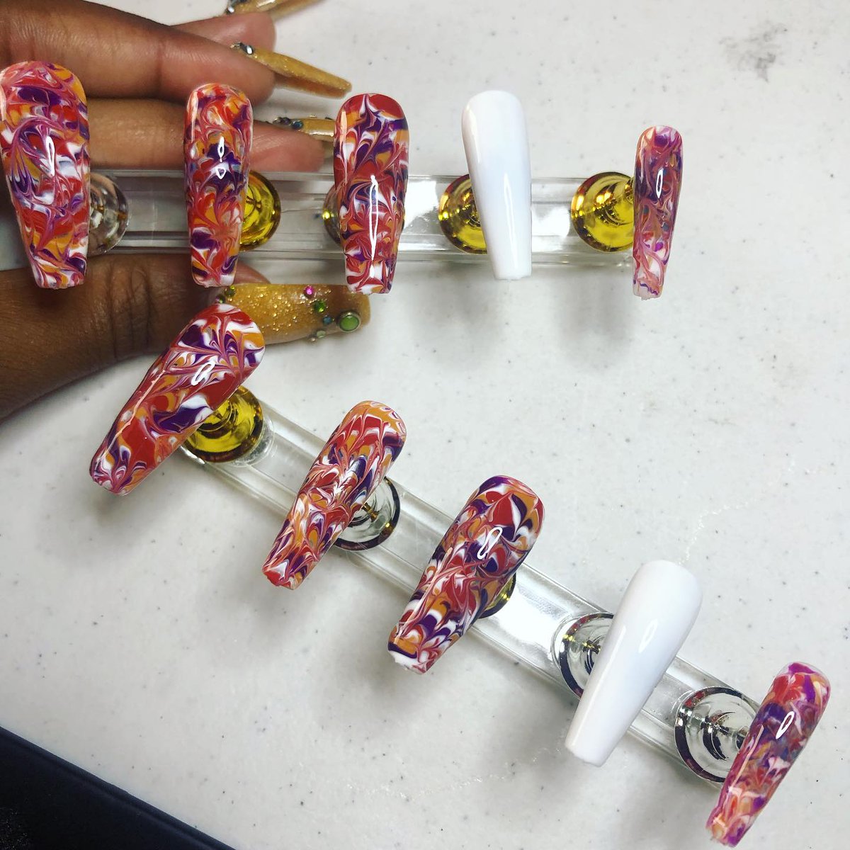 dodlly9pr5i80's tweet photo. It’s the shape for me 🤤 practice makes better and I’m getting better everyday. Nail artists and techs like @jhohannails inspire me to keep at it!
Polygel @sxccosmetics
#squarenails #blacknailtech #diynails #bluenails #polygelnails #manimonday https://t.co/WrCRpN3vIF