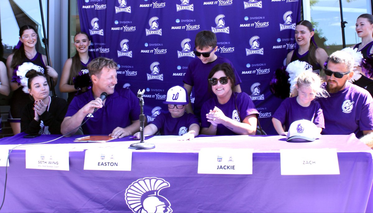 WinonaStateBase's tweet photo. Great day to be a Warrior! Thanks to @GoTeamIMPACT we signed Easton today. He brings some amazing passion and love for the game. Welcome aboard Easton and family! https://t.co/ByqWe3VsCo
