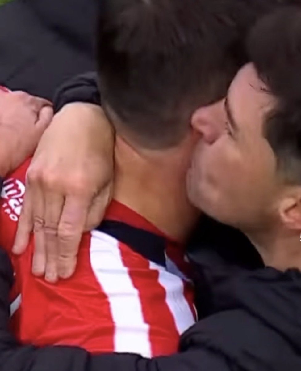 camisalerno2's tweet photo. Todos somos el cacique❤️🇦🇹
Te amamos Guido Marcelo❤️ https://t.co/vSDQZwqILo
