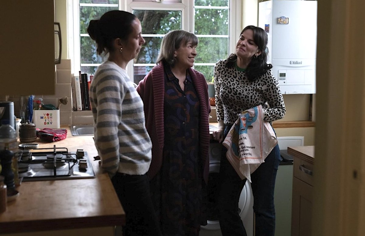 peterhowellfilm's tweet photo. TENDER LOVING CARE: Cast members spontaneously sing torch ballad “The Great Pretender,” but there’s nothing the least bit false about Mike Leigh’s latest and possibly last film (or so he says). His compassionate eye and blue-collar instincts zero in on London social workers/BFFs Amy (Kate O’Flynn) and Rosie (Alice Bailey Johnson), who are struggling to stay positive while coping with difficult clients and useless boyfriends. Amy’s aging parents, Birdie (Marion Bailey) and Geoff (Paul Jesson), are sympathetic and helpful but Paul’s health has taken a turn for the worse. The plot is lean but the acting is true and the epiphanies, albeit small, are completely earned. Leigh has been making films for decades yet this one feels fresh enough to be his first; he’s never lost his fascination with the quotidian cares of the world. #TIFF26