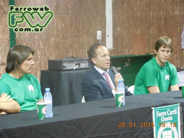 FerroBeatle's tweet photo. Cuando en 2014 habia q poner el cuerpo y armar las subcomisiones, ALCARAZ ESTUVO Y ARMÓ UNA DE CERO, QUE HOY ES CAMPEONA EN TODO.
No como baigorrotegui q estuvo 6 meses en marketing y se fue y no volvio nunca mas al club: https://t.co/qrwYTQgF4Y

HAY QUE HACER MAS Y HABLAR MENOS https://t.co/Z3hGqhWSTE