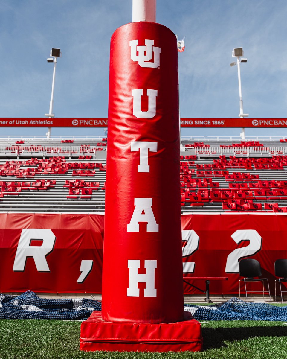 Utah_Football's tweet photo. Lookin’ forward to seeing 51,444 of our closest friends shortly ⏳

#GoUtes | #RSNB https://t.co/WgWD5lITpG