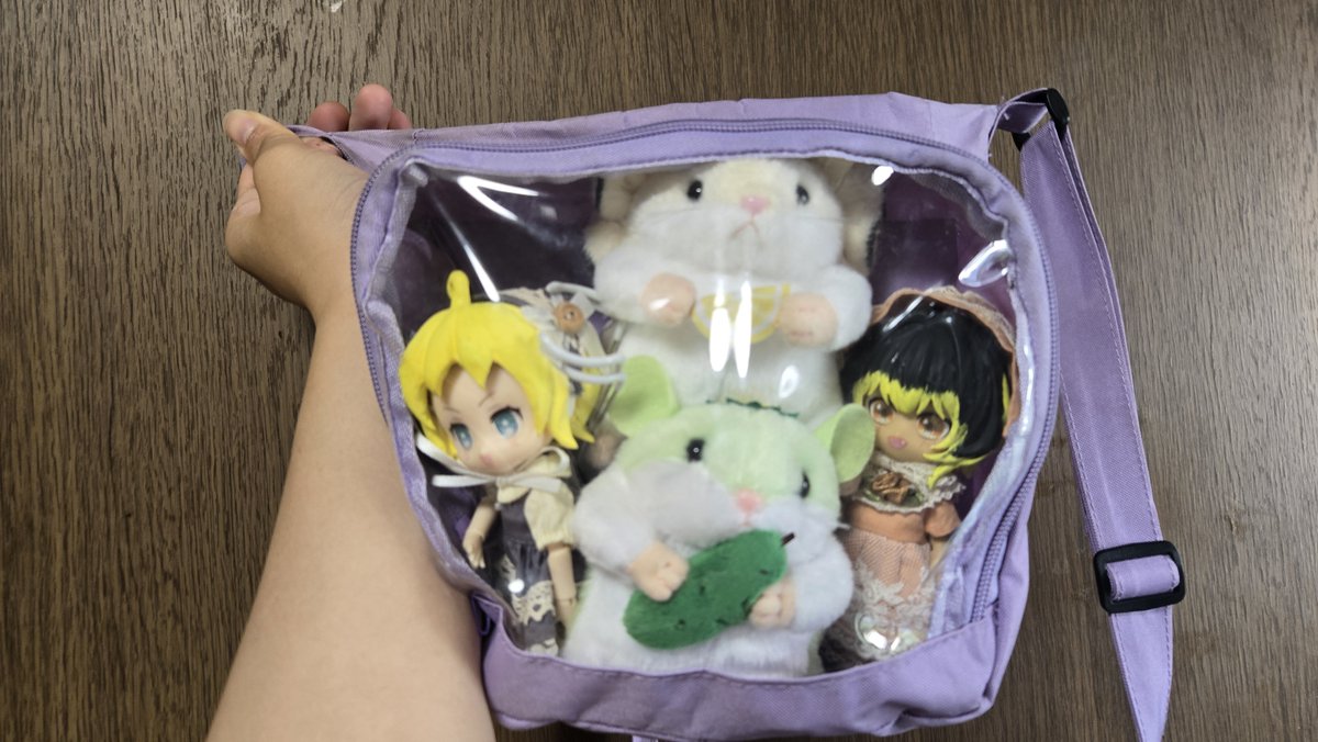 warawaradoll's tweet photo. ブログも更新してないし昨日のﾌｧｯｷﾝ休日労働で終わっていますがアイドールいきます。
フレンズといくのでであっても挨拶程度になるかと思うのですが遭遇したらよろしくお願いします。 https://t.co/aq9rVx29ps