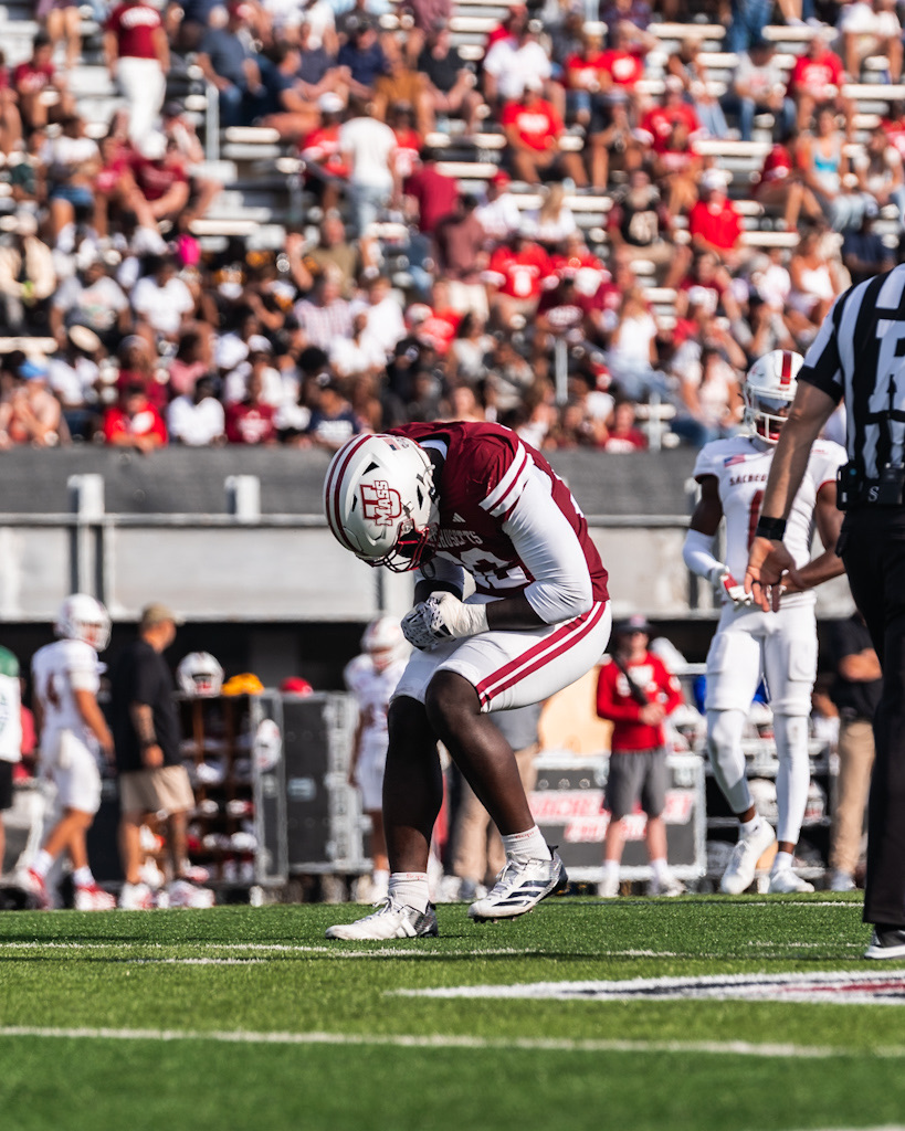 UMassFootball's tweet photo. Handled business at home 📈

#Flagship 🚩 https://t.co/hf8d3XQc8i