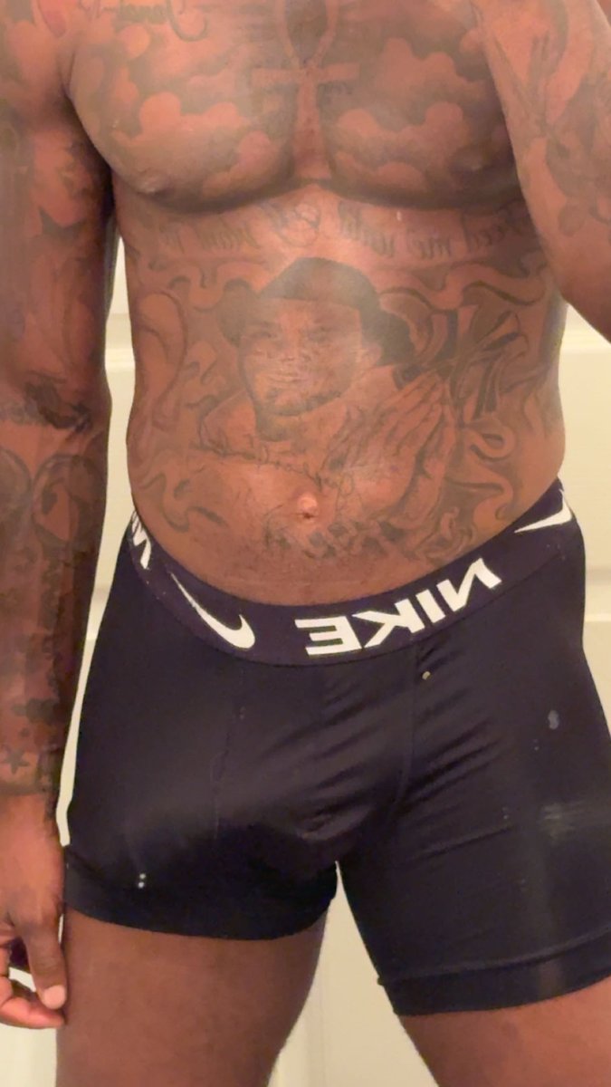 Unknown3rdvdrv's tweet photo. You want back shots or missionary ?? 💦

#freak #wataa #backshots #bbc #ebonyteen #bigdick #pyt #jaxfreaks https://t.co/dAVrmrIn2D