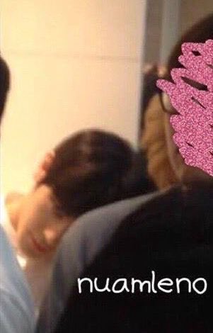 wanisyaoiful's tweet photo. I love when he does that 🥺😭 https://t.co/UZP5iOtQLz
