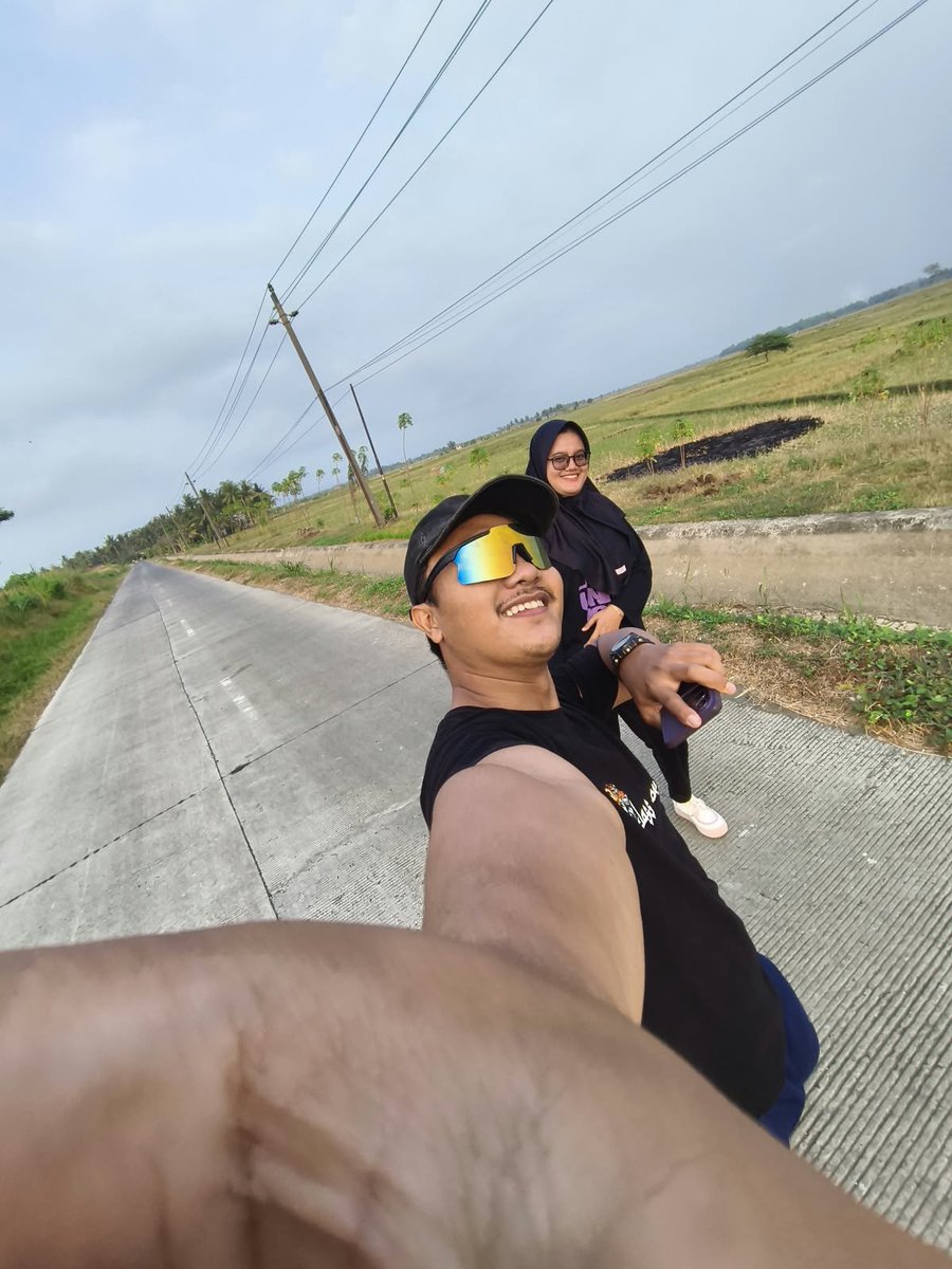 Calon_Idaman_Mu's tweet photo. Day One sehabis nikah 3 bulan, kuy kuy😅😎🤪 https://t.co/tp0Lz0r0xh