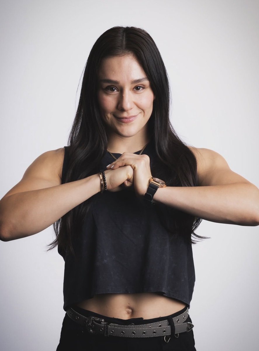 ElClubDeLaMMA's tweet photo. Nunca subestimen a Alexa Grasso https://t.co/bBNmMBMPIJ