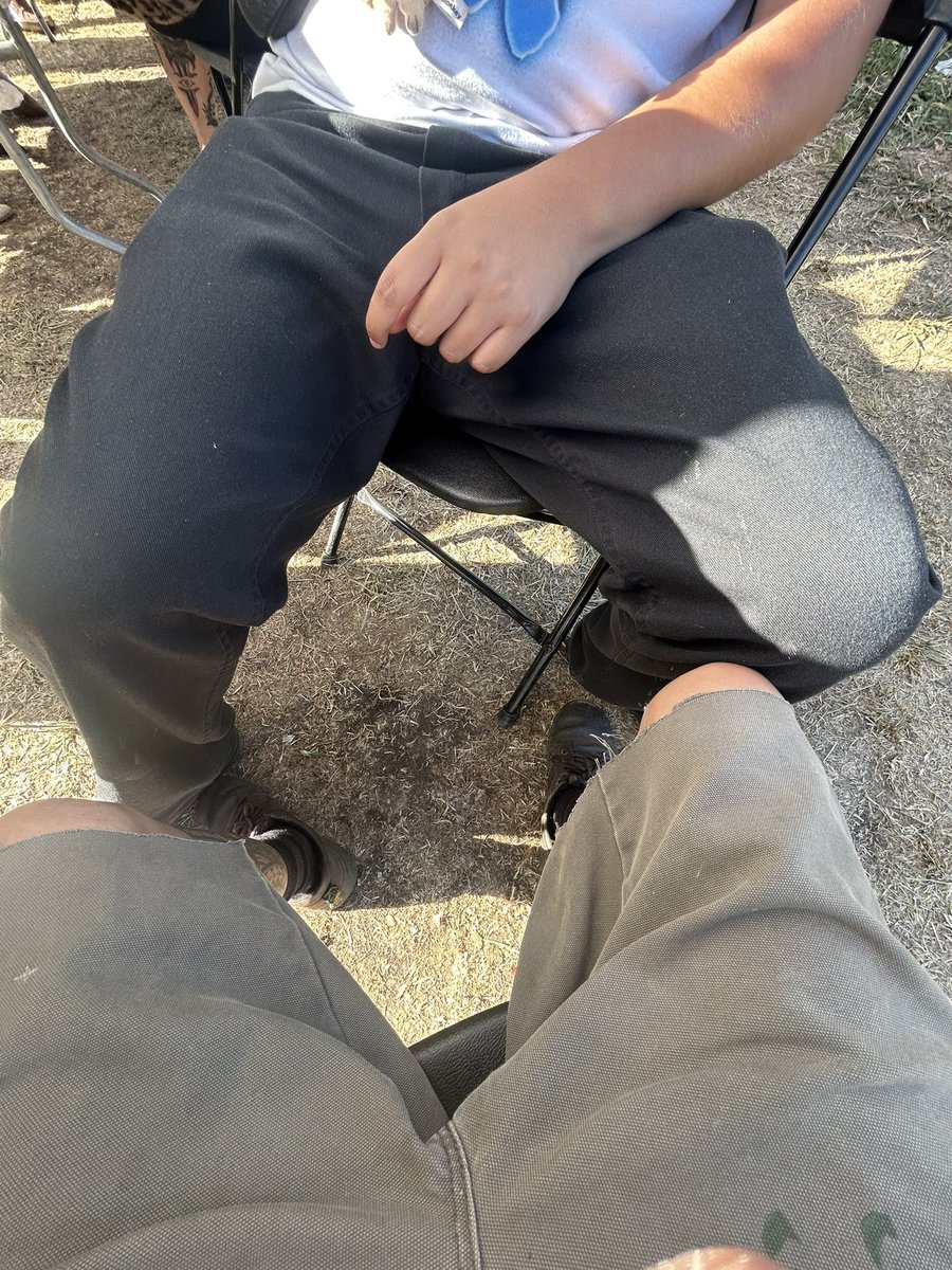 reallyscarymeal's tweet photo. Carlos and I sitting anti scissor sister https://t.co/XB3twVuOrw