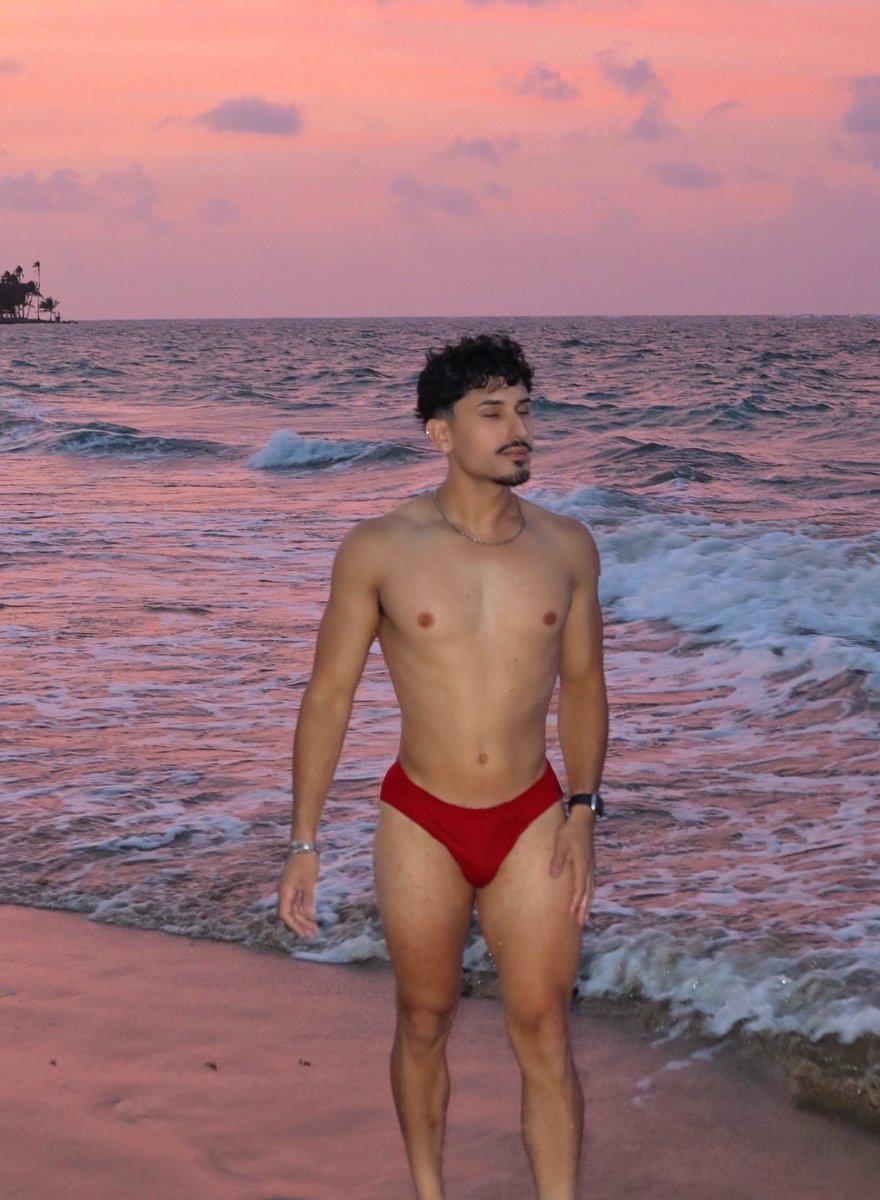 robsrevenge_'s tweet photo. 🌅🌊 https://t.co/B0BtYN5Jn1