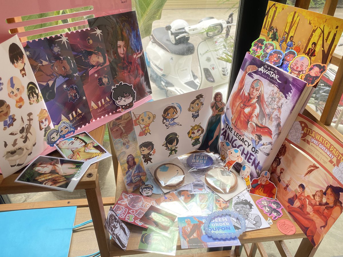 ThatForuko_'s tweet photo. #ATLAWatchPartyTH
รีแอคสุดท้าย
ขอบคุณเหล่าสต๊าฟและนักวาดทุกคนที่เหน็ดเหนื่อยกันค่ะ ขอบคุณที่หยิบเราไปร่วมวาดในงานนี้ด้วยนะคะ 😭🙏🏻💕
ทุกคนเก่งมาก ไม่มีทุกคนงานนี้ไม่เกิดจริงๆ
ช่วงวาดโพลาลอย, give away,รวมถึงzine ค่อนข้างกังวลเลยค่ะว่าคนจะชอบไหม แต่ทุกคนดูชอบมากๆ ดีใจจจ https://t.co/w8vTkm8txN