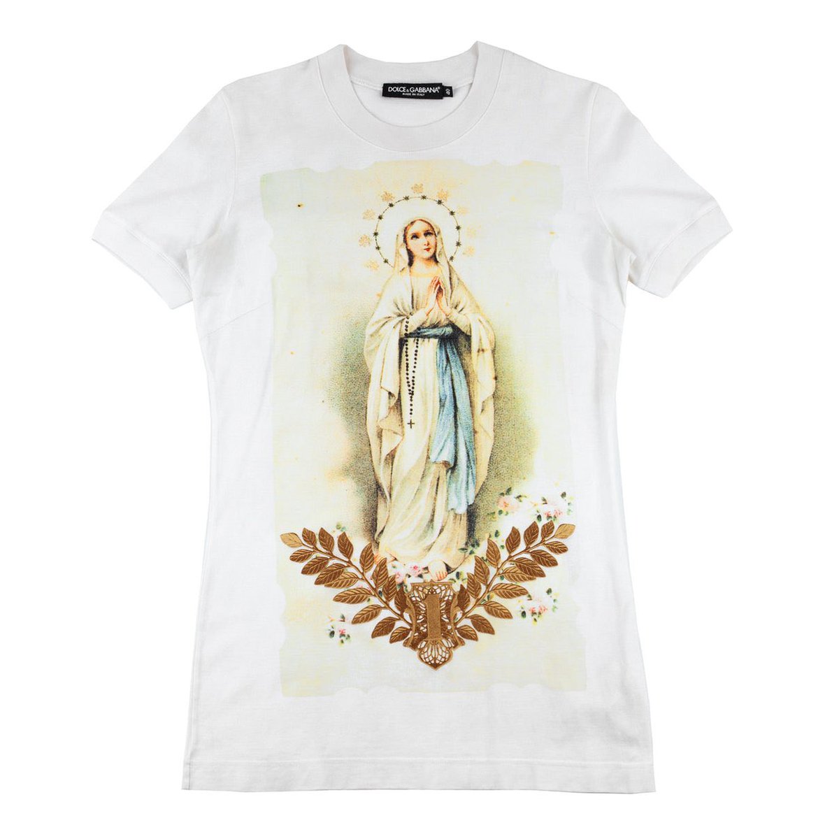 freebillin's tweet photo. Luka Modrić wearing Dolce &amp; Gabbana Virgin Mary Religious Ivory T-Shirt. https://t.co/tnduwqZ2rI