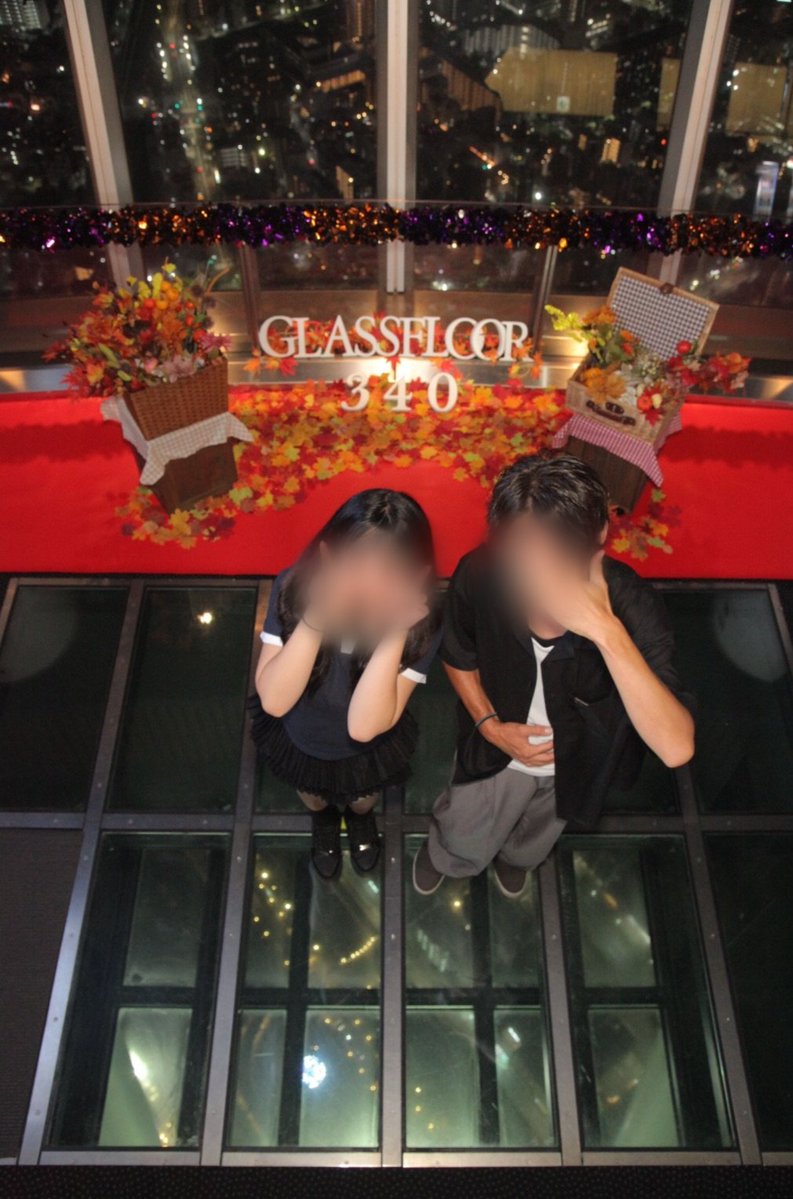 sho67sei14's tweet photo. 娘とスカイツリー。高校終わる前に２人でこれて嬉しい。 https://t.co/phtEq7BT7E
