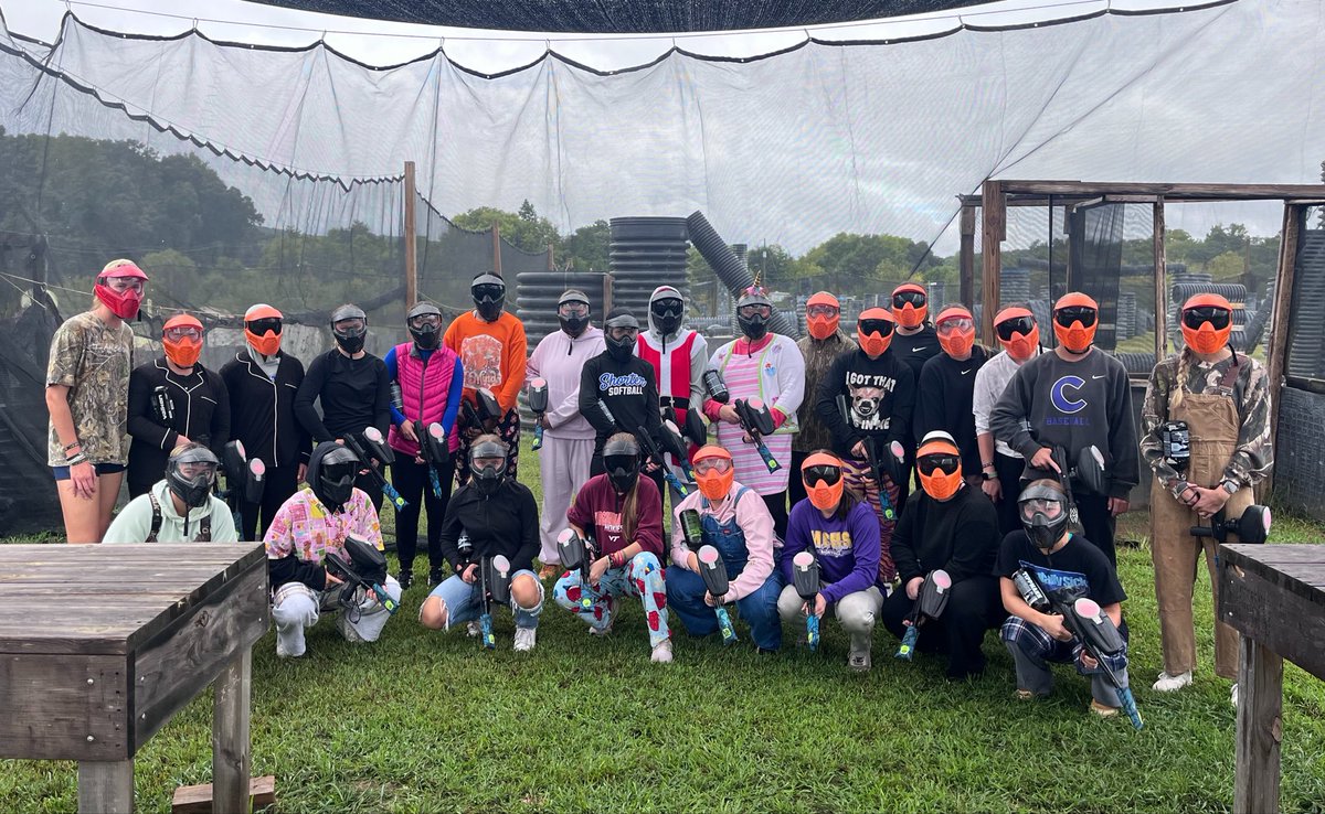 SUHawksSoftball's tweet photo. Had a blast playing paintball this morning! Thank you Blazers Paintball in Cave Spring for hosting us! 🔥🎯 https://t.co/l25KUXxRAN