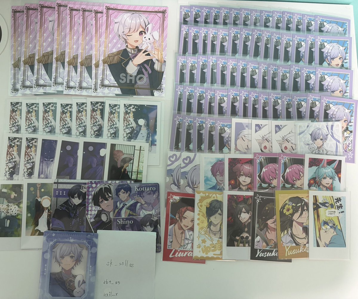 nxil__x's tweet photo. @luyx___ お声がけ失礼致しますこの中でお求めのものはございますでしょうか？ https://t.co/NODJKJZXAn