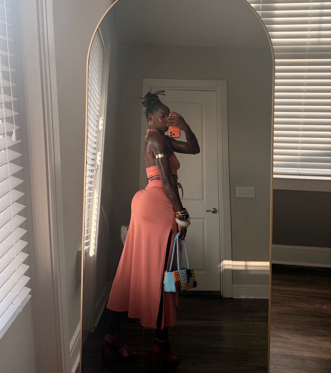 EeeMount's tweet photo. Georgia Peach 🍑 https://t.co/GGCjYVvcDC
