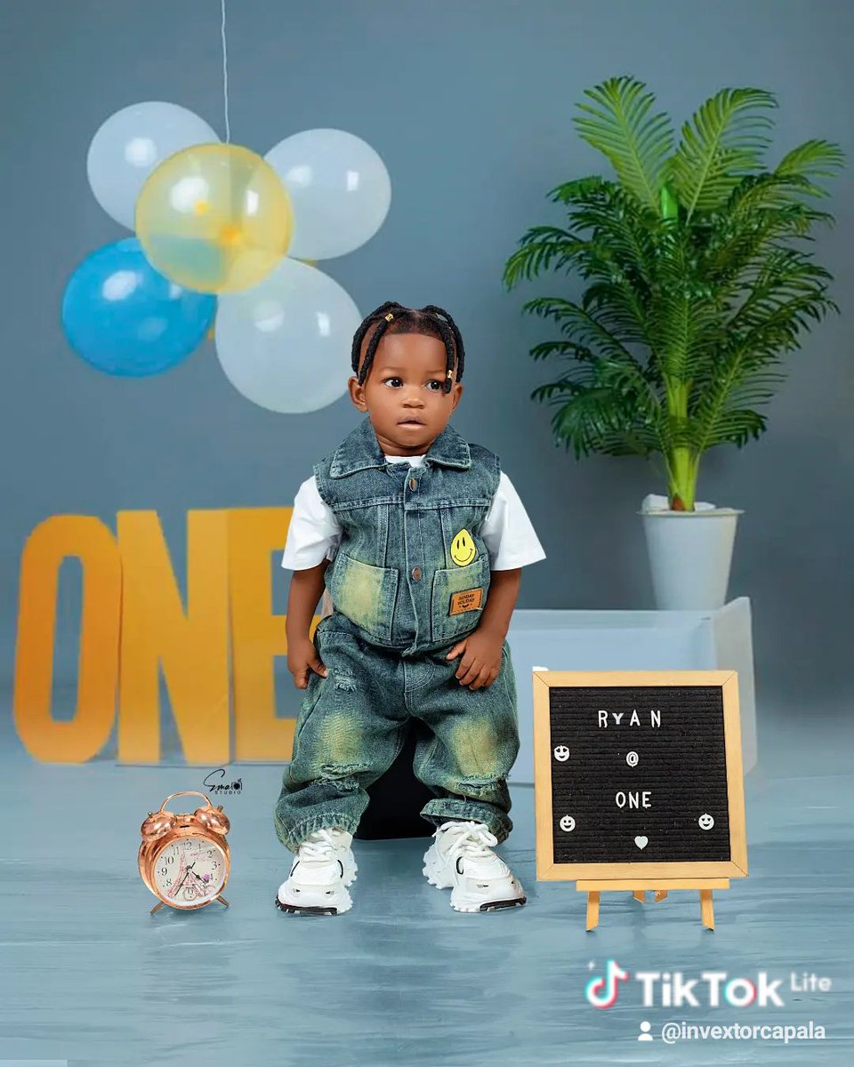 OmojowoSuleman's tweet photo. Happy Birthday 🎂 to you my lovely 💕 son your new age is blessed forever and ever 💪🏼 https://t.co/vScQ7AHM4a