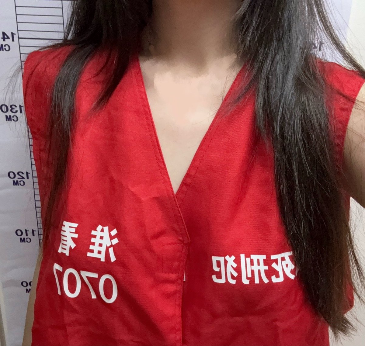 linhong_cuffed's tweet photo. 现在到点签到还得发照片
真麻烦……随便拍拍得了

#女犯 #女囚 https://t.co/nfRjkviInw