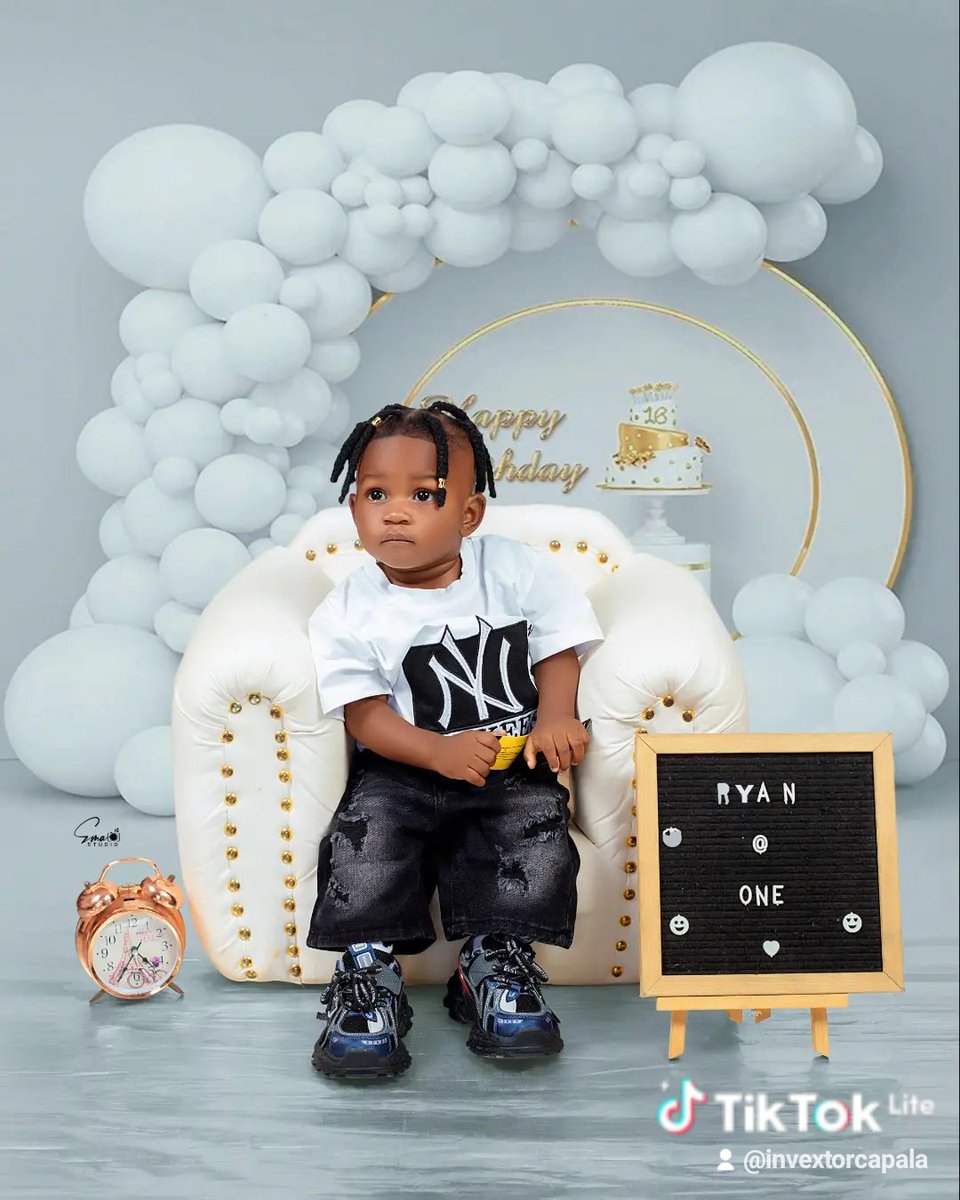 OmojowoSuleman's tweet photo. Happy Birthday 🎂 to you my lovely 💕 son your new age is blessed forever and ever 💪🏼 https://t.co/vScQ7AHM4a