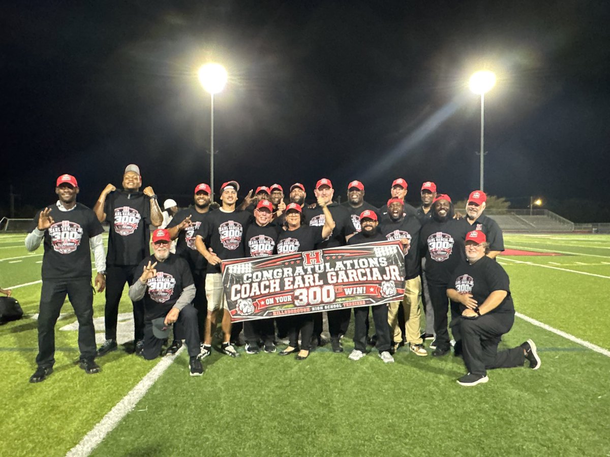 lcruan07's tweet photo. Had an incredible game winning drive to get my head coach his 300th win a few nights ago! Here are a few clips from the drive including the TD throw. So proud of this team and excited for what we can do now. @HHS_Terrier_FB @coachgarciaHHS @jordanjones14_ @BigCountyPreps1 @SuncoastPreps
