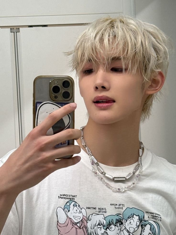 jaehyun_glazer's tweet photo. back again 🙂↕️
★ they/them!!
☆ 20
★ kpop + genshin + anime
☆ svt + &team + newbeat + xikers (+ more)
★ aot, hq, jjk (+ more)
☆ pls read carrd before following!!!
https://t.co/gXpsx2kzBb #interests
#kpoptwt #anitwt #promotwt #genshintwt #moothunt #stantwt https://t.co/2nY9fO7BEW
