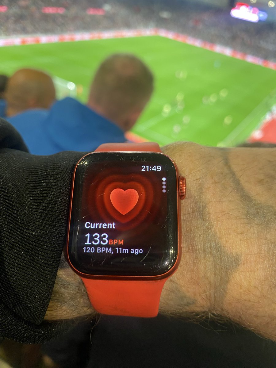 MrDtAFC's tweet photo. Standard injury time heart rate 😂 https://t.co/8zKbaR87OB