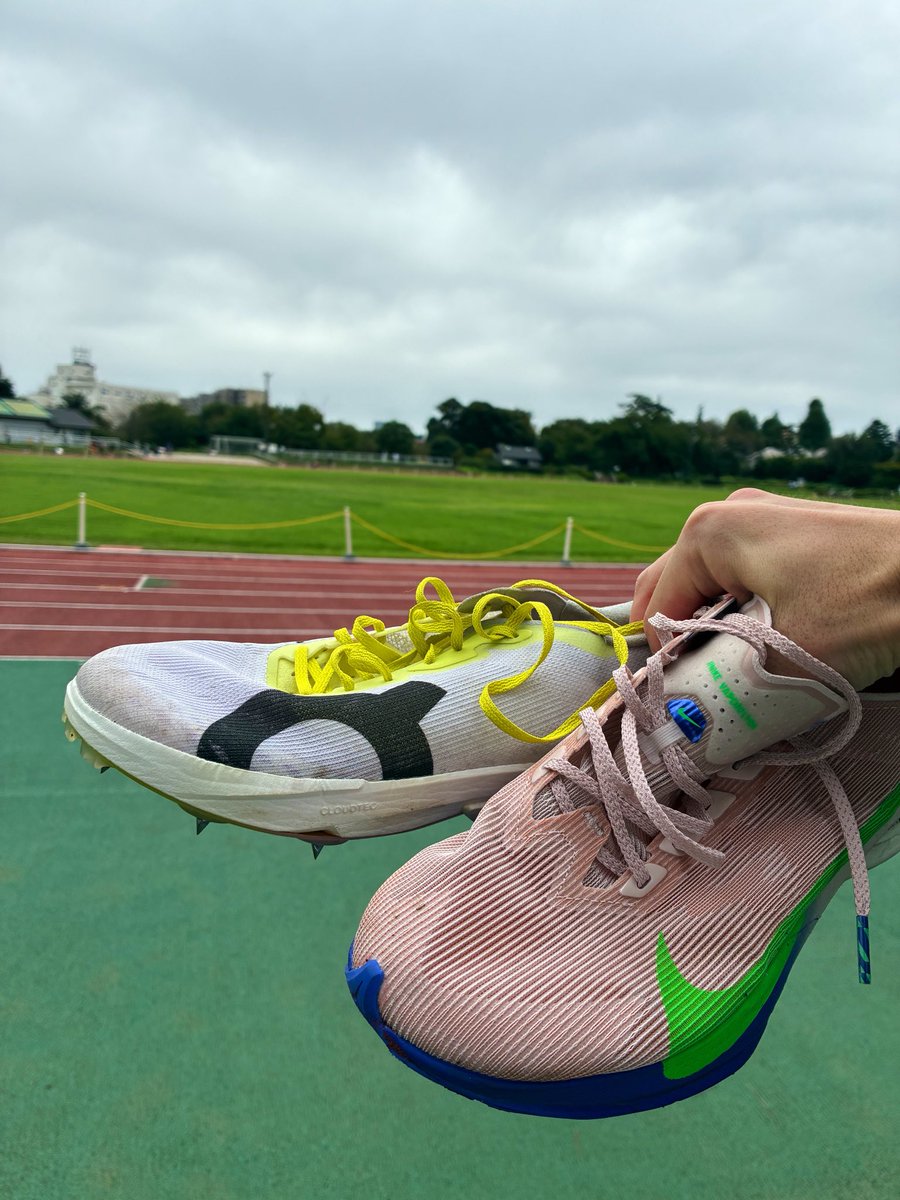 YumaRunn_Footb's tweet photo. 9/13 am 20×400
1-15本目10000RPから5000RP（R.1分）ヴェイパー4
16-20本目 1500RP（R.2-3分）アンプリウス2
涼しくなりだいぶ走れるようになってきた気がする。足振り上げないで、振る感覚が良くなってきた。
昨日は北海道から母と妹が遊びに来て、北海道銘菓とチトフナビアフェスをエンジョイ🍺 https://t.co/wkdLMPomBY