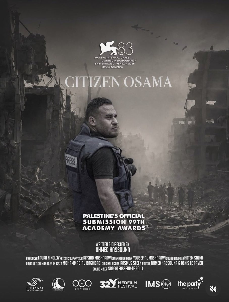 SamarDJarrah's tweet photo. «المواطن أسامة»، فيلم للمخرج الفلسطيني الغزّي أحمد حسونة، عُرض في مهرجان البندقية السينمائي ضمن قسم «خارج المسابقة» فقط، ولم يتمكن المخرج والممثلون من المشاركة، لكنه الآن مُرشّح لجوائز الأوسكار.

ويروي الفيلم عامًا من حياة أسامة العشي، مصور فني سابق تحوّل إلى مصور فيديو يوثّق الحرب في قطاع غزة.