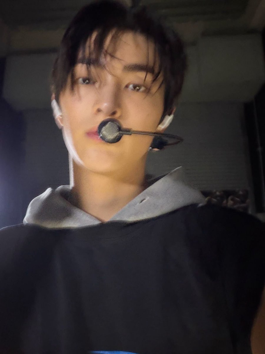 SEONGMIKAA's tweet photo. meu icon / eu

face reveal ai mds https://t.co/nOqwZsEMI3