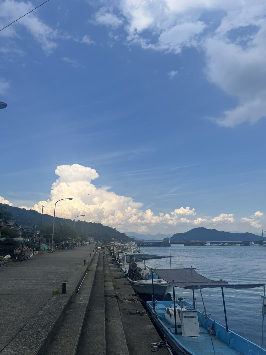 n1l_nz's tweet photo. 今年の夏は沖島で夏気分感じた🍉 https://t.co/5q3VlD4bGP