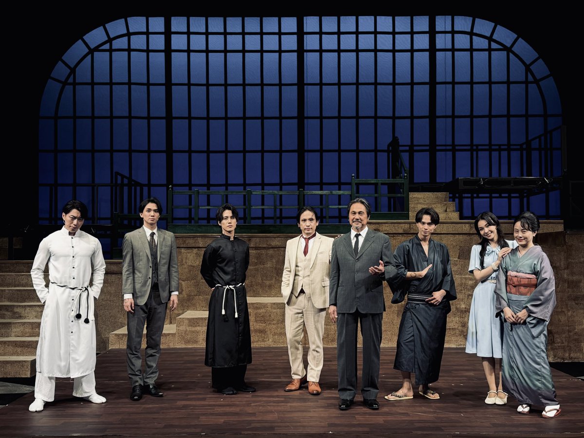 Likarin_'s tweet photo. 舞台『大正浪漫探偵譚ーエデンの歌姫ー』

無事終演いたしました。
深い深い愛を育んできた1ヶ月半。
歌を届けられた喜び。

そして何よりアレン座さんに、
共演させていただいた仲間に巡り会えたことを
一生の宝物にします🤍

ありがとうございました。

#ろまたん2026 
#劇団アレン座 https://t.co/7CHj3r1sjF