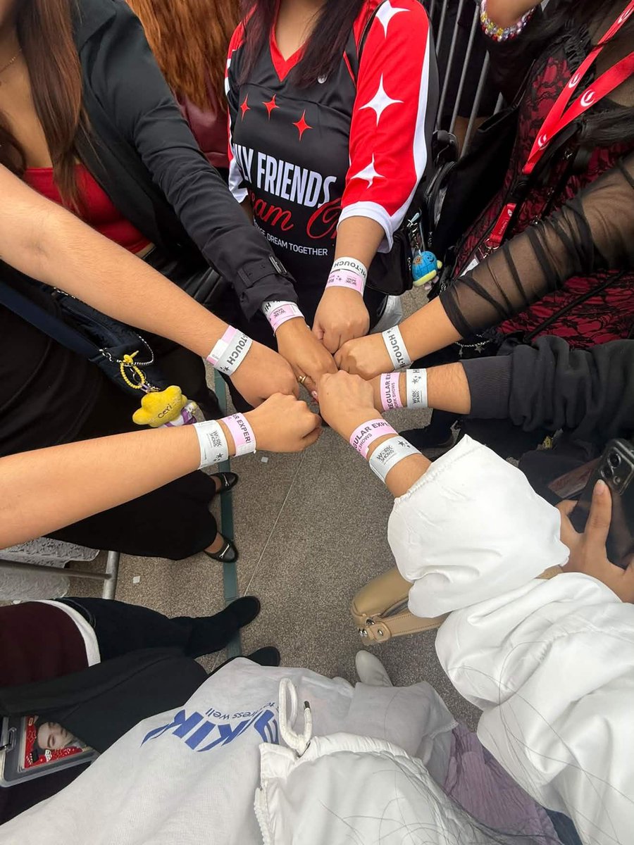 rvchauca's tweet photo. Una experiencia que nunca olvidaré .

#OLFDreamOnAmericasTour
#OnlyFriendsDreamOnenLima
#OLFDreamOninLima 
#OLFDreamOninPeru 
#besevboom 
#aou_tnbknr
#AouBoom https://t.co/pVEZyHem2h
