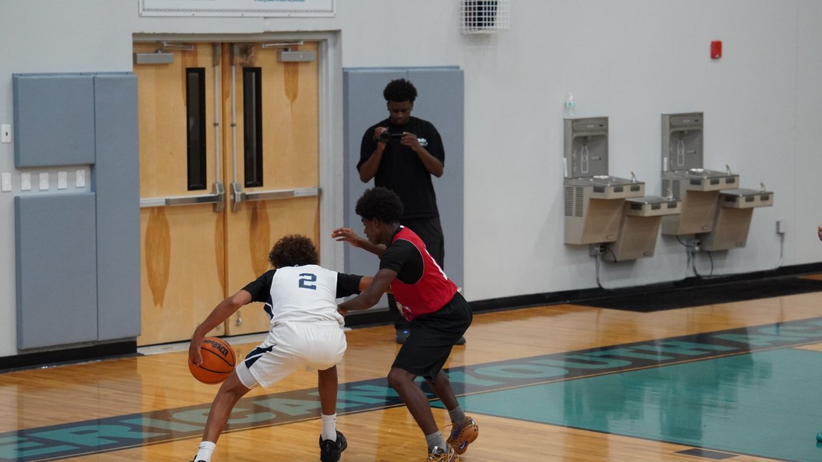 elijahgrant's tweet photo. JV Fall Season — Game 1. ✅🏀

First one in the books. Grateful for another opportunity to compete, learn and get better with my teammates.

A lot of season left and a lot of work still to do. Stay hungry. Stay humble. Stay locked in. 🔒📈

#ClassOf2030 #JVBasketball https://t.co/EXeVPpzJ6K