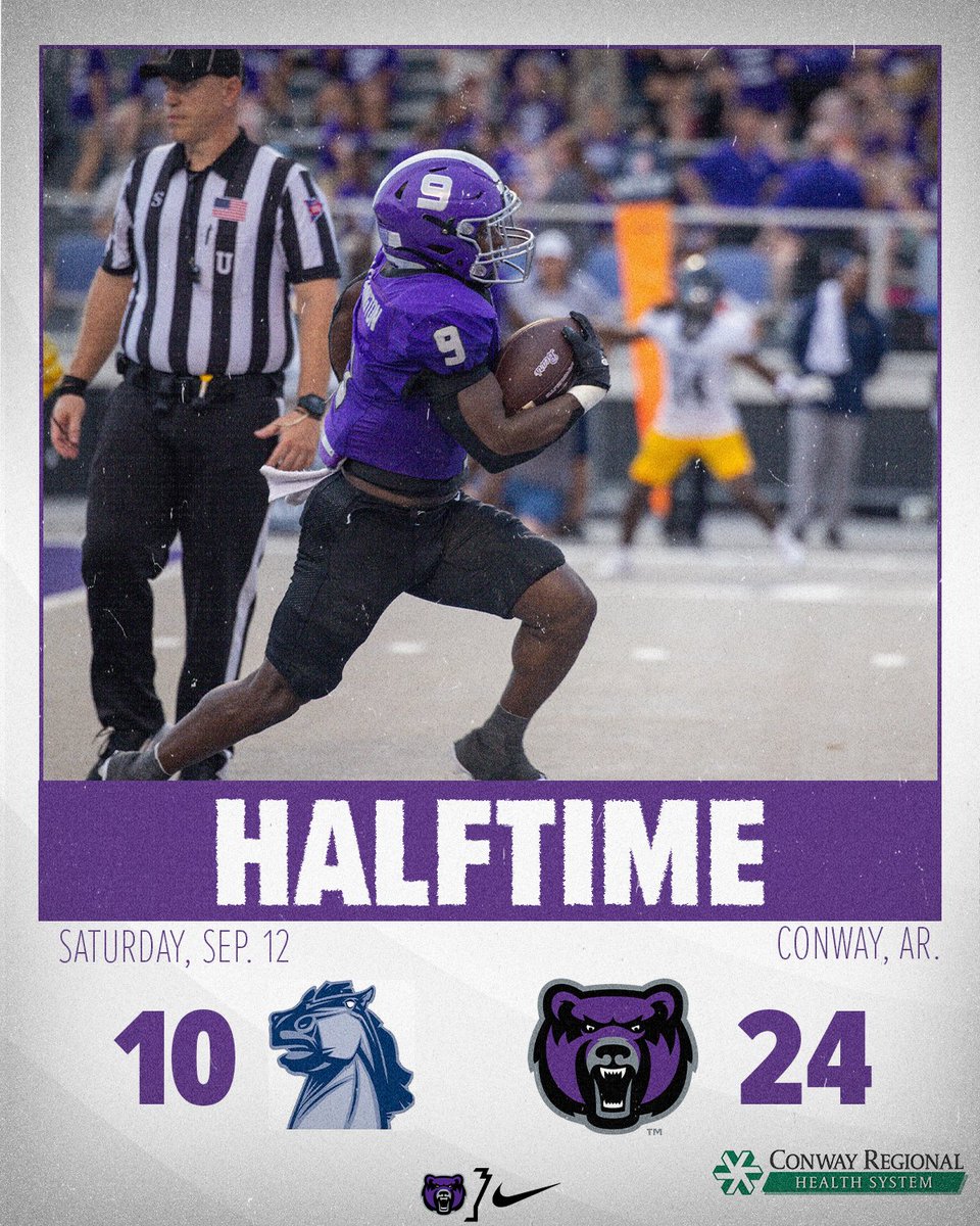 UCA_Football's tweet photo. ⚫️🟣⚫️⚫️

#BearClawsUp
#FeartheStripes https://t.co/uzBPcBNind
