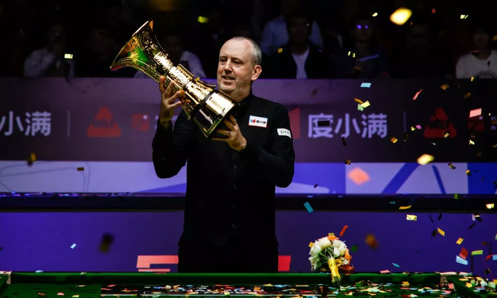 totalsnookered's tweet photo. Mark Williams already holds the record as the oldest-ever winner of a professional snooker ranking event following his title triumph at last October's Xi'an Grand Prix.

The 51-year-old can better that benchmark by 11 months with victory in today's English Open final.

📷: WST https://t.co/Wn42foaALe