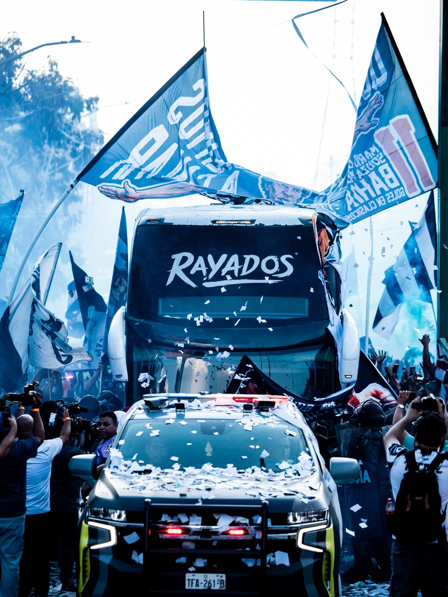 Rayados's tweet photo. 𝐋𝐚 𝐏𝐚𝐬𝐢𝐨́𝐧 𝐝𝐞𝐥 𝐌𝐨𝐧𝐭𝐞𝐫𝐫𝐞𝐲 𝐲 𝐬𝐮 𝐠𝐞𝐧𝐭𝐞.🔥🇫🇮 ¡POR LA CAMISETA, CARAJO!🗣️ https://t.co/i80awi45Fx
