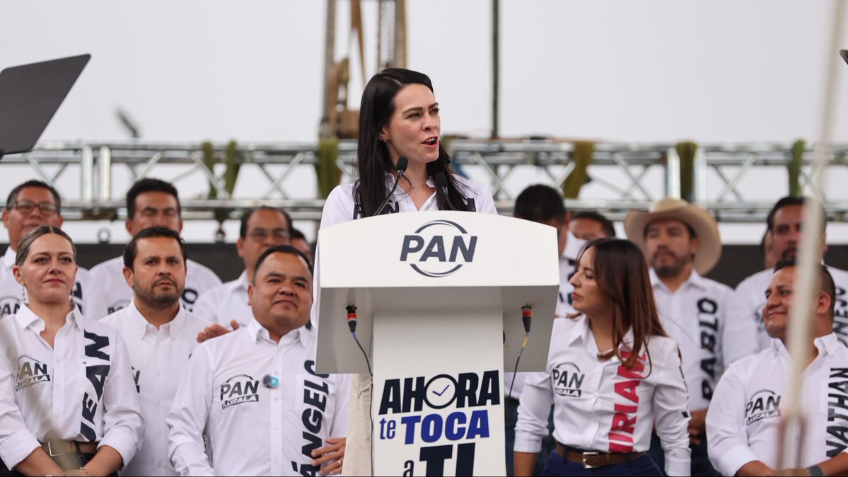 JorgeRoHe's tweet photo. ¡Tlaxcala demuestra que la defensa de la #PatriaFamiliaYLibertad está más fuerte que nunca! 🇲🇽

Más de 10 mil personas nos acompañaron en este gran encuentro, convencidas de que este bello estado merece un mejor rumbo.

¡Gracias, Tlaxcala y enhorabuena coordinadora @Dip_MiriamMar!