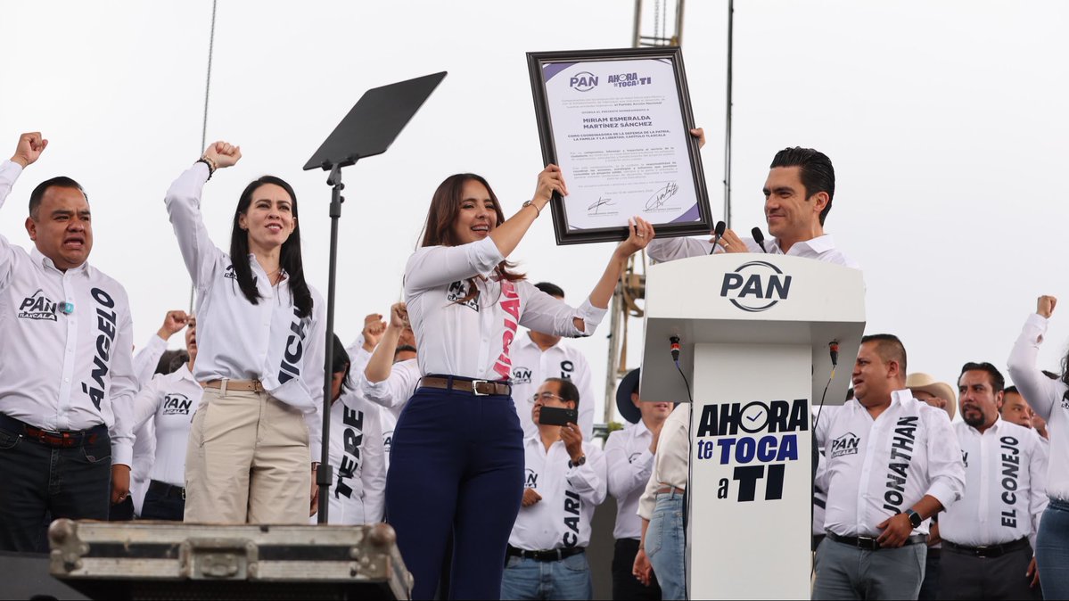 JorgeRoHe's tweet photo. ¡Tlaxcala demuestra que la defensa de la #PatriaFamiliaYLibertad está más fuerte que nunca! 🇲🇽

Más de 10 mil personas nos acompañaron en este gran encuentro, convencidas de que este bello estado merece un mejor rumbo.

¡Gracias, Tlaxcala y enhorabuena coordinadora @Dip_MiriamMar!