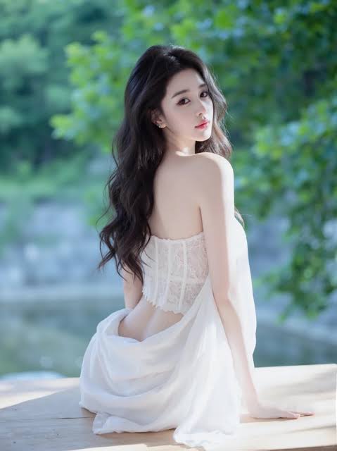 LynettaBeyxvm's tweet photo. (Có thể với thế giới, bạn chỉ là một người. Nhưng với một người nào đó, bạn là cả thế giới.) https://t.co/fueglkqVO6