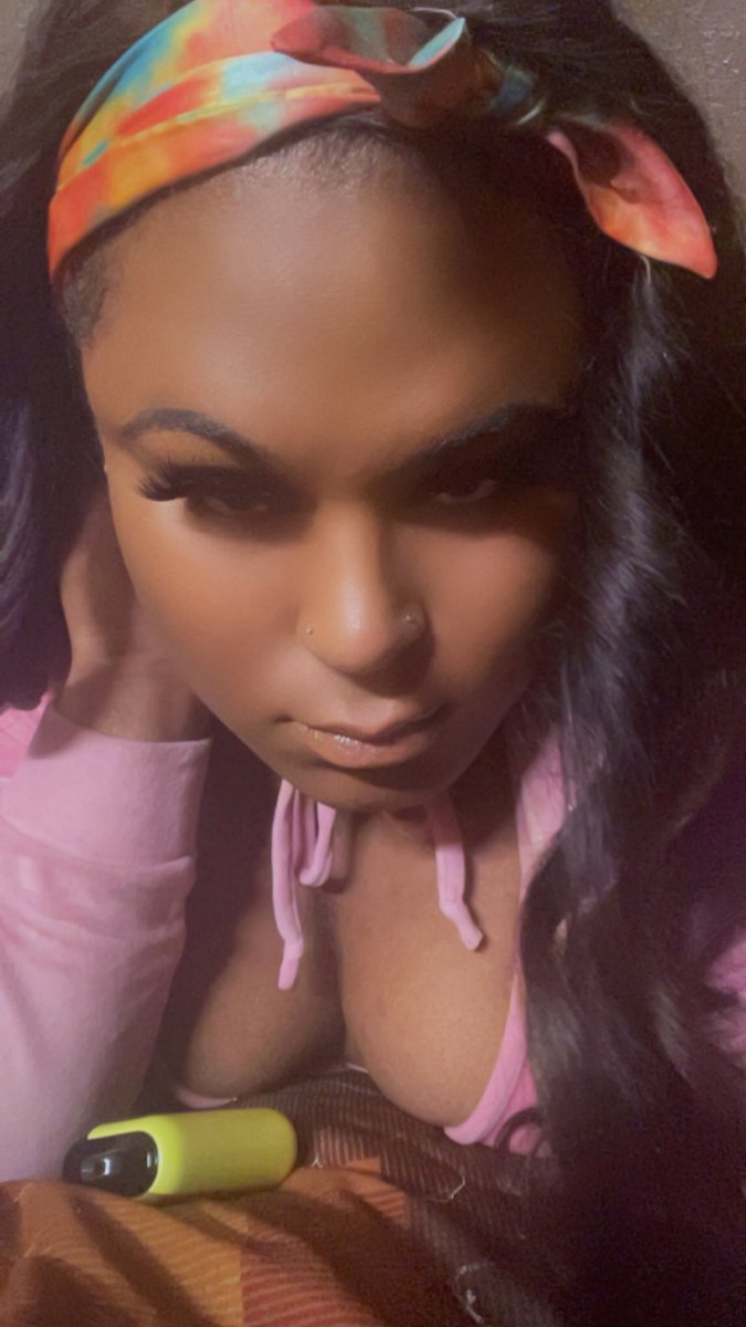 Kaandiieee's tweet photo. Come see bout mehh!😛😉
#NashvilleMeetups #NashvilleFreaks #Nashvillelinks 
#615freaks #615Meetups #TennesseeFreaks #TennesseeLinks #Tennesseemeetups
#Nashvillelink https://t.co/0PTQgY1A1p